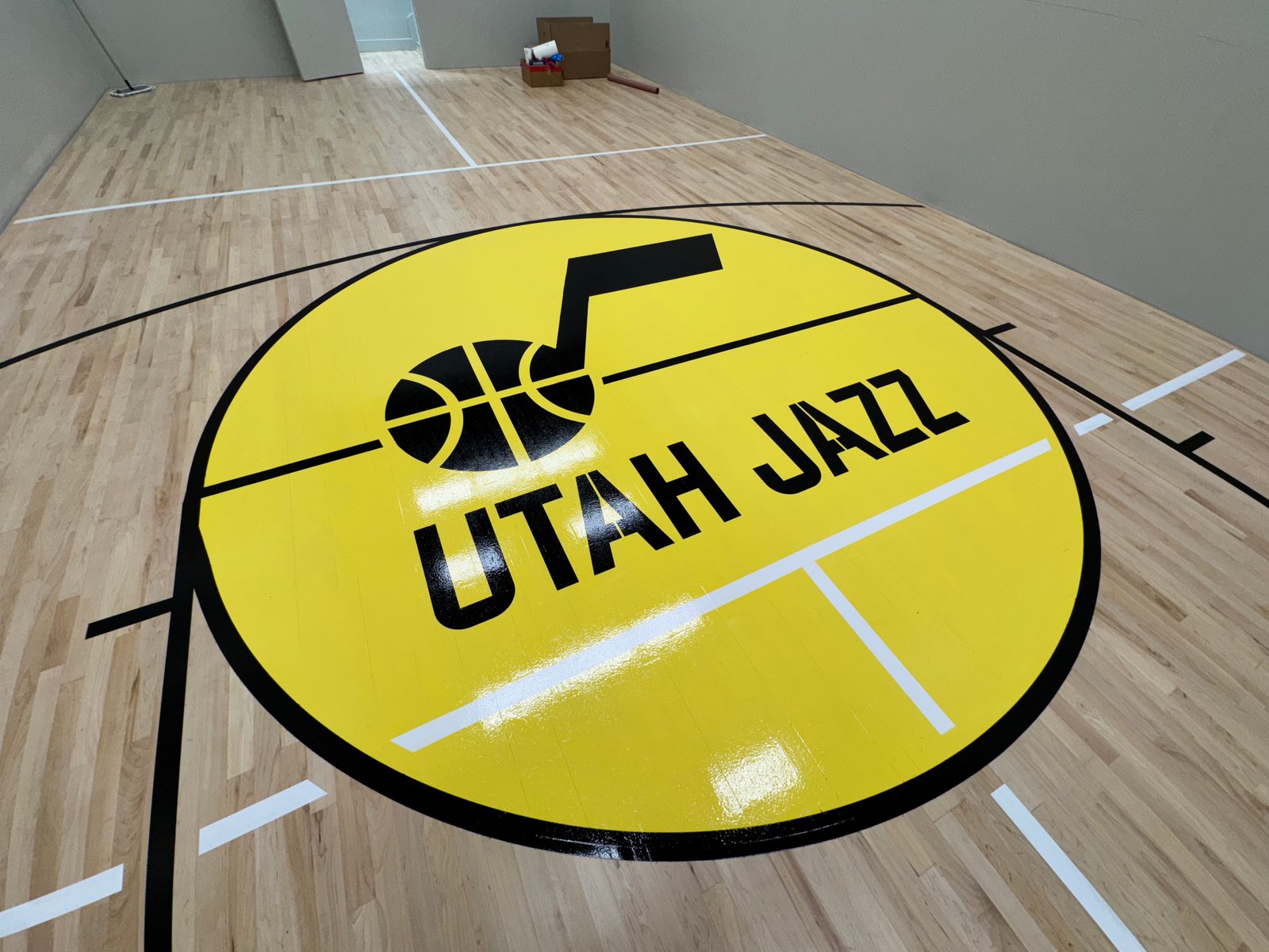 Jazz Logo Court